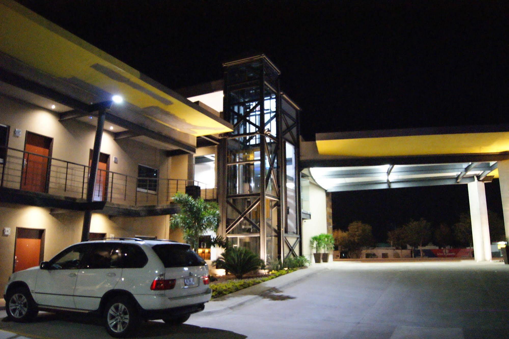 Booye Hotel 纳沃华 外观 照片